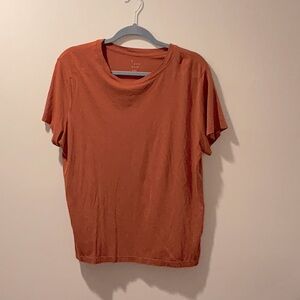 Burnt orange t shirt